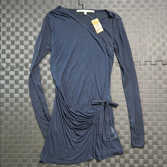 Elegant Navy Wrap Dress - Picture 1 of 5